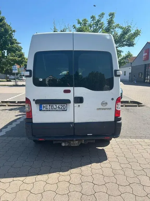 Gebraucht Nissan Interstar 120 PS (88 kW) 2009 Weiß Van