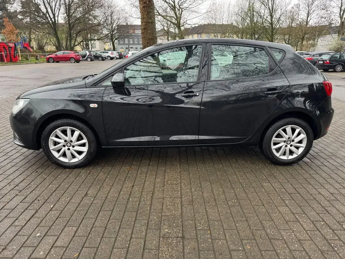 Gebraucht Seat Ibiza Style 69 PS (50 kW) 2014 Schwarz Limousine