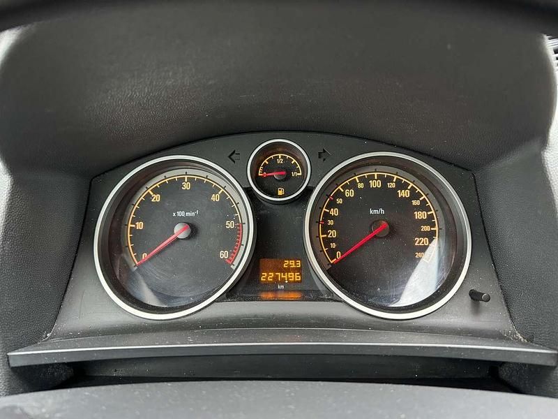 Gebraucht Opel Zafira Edition 101 PS (74 kW) 2008 Sonderfarbe sonnengelb Van / Kleinbus