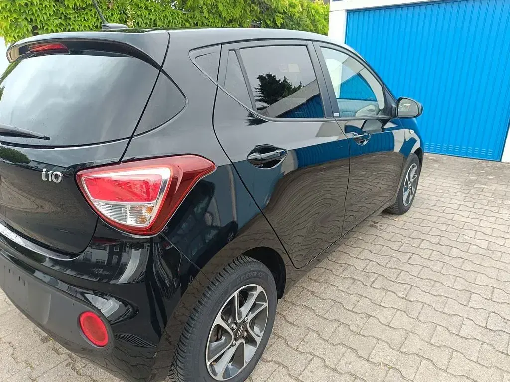 Gebraucht Hyundai i10 YES! 87 PS (63 kW) 2019 Schwarz Kleinwagen