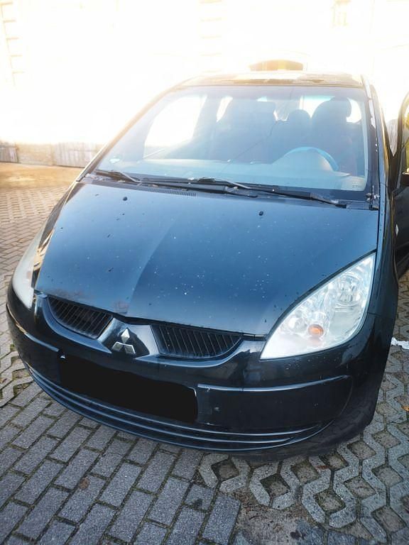 Schwarz Gebraucht 2005 Mitsubishi Colt Inform Kleinwagen | 900 € (Superpreis) - Bild 1/4