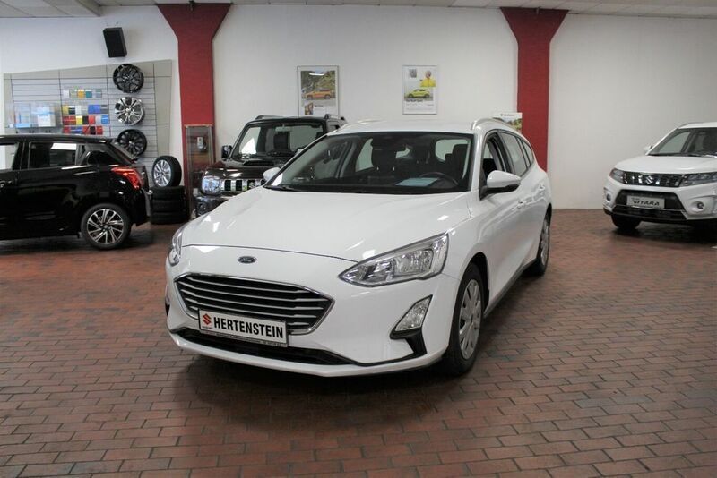 Gebraucht Ford Focus Cool & Connect 125 PS (91 kW) 2019 Frost weiß Kombi