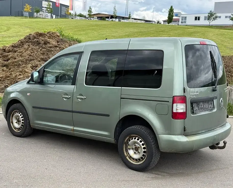 Gebraucht VW Caddy Life 105 PS (77 kW) 2009 Grün Van / Kleinbus