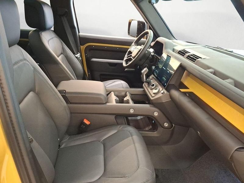 Neu Land Rover Defender 349 PS (256 kW) 2025 Gelb SUV