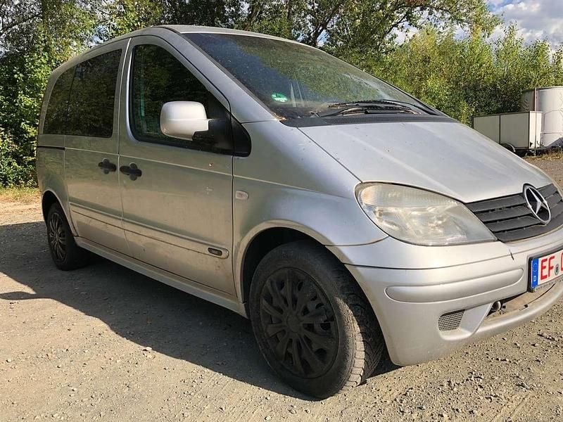 Gebraucht Mercedes Vaneo 125 PS (91 kW) 2002 Silber Van / Kleinbus