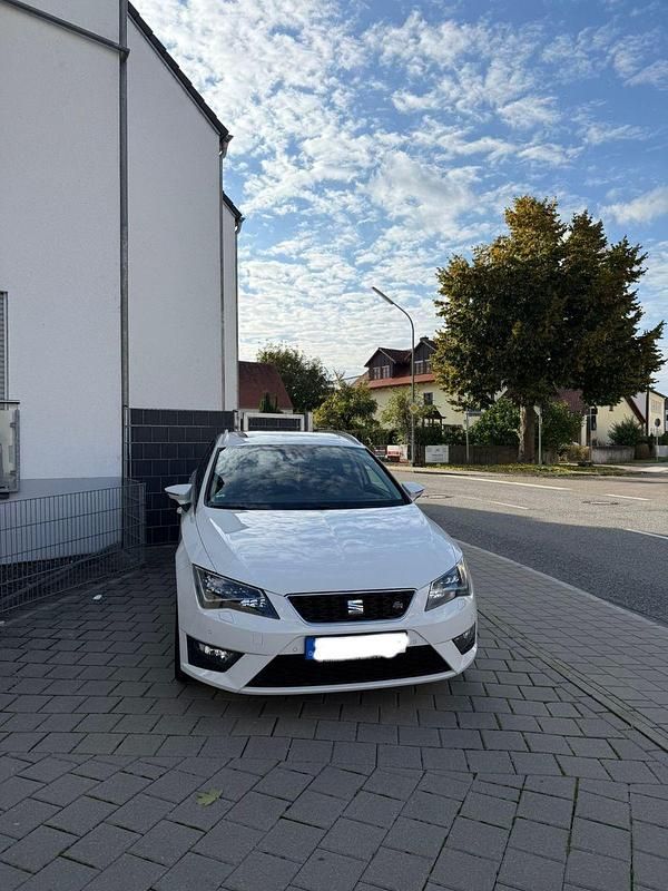 Gebraucht Seat Leon ST FR 150 PS (110 kW) 2016 Weiß Kombi