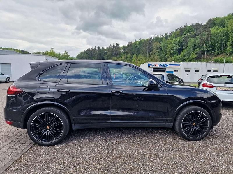 Schwarz Gebraucht 2012 Porsche Cayenne SUV | 22.500 € (Fairer Preis) - Bild 1/4