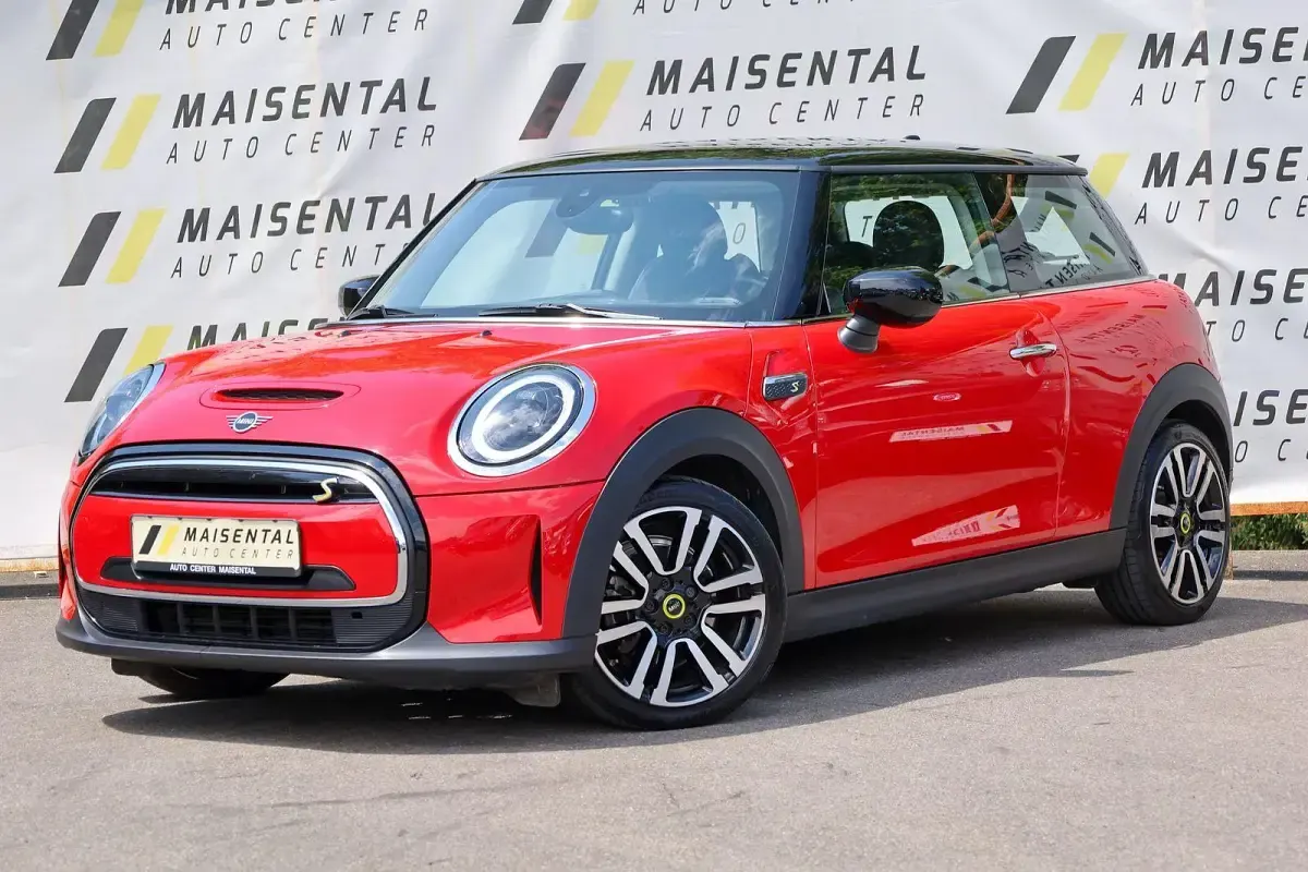 Gebraucht Mini Cooper SE Classic 135 kW (184 PS) 2022 Rot Kleinwagen