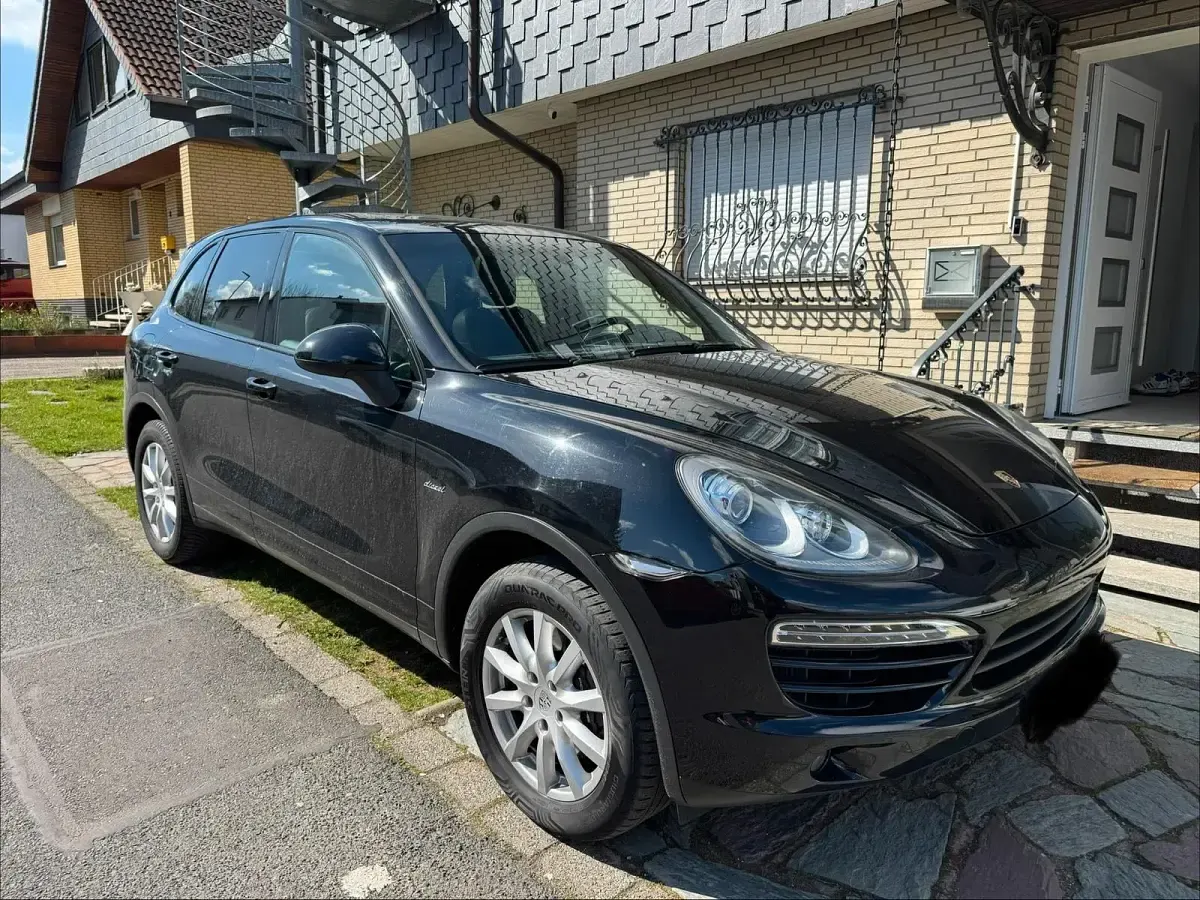 Usata Porsche Cayenne 245 CV (180 kW) 2012 Nero SUV