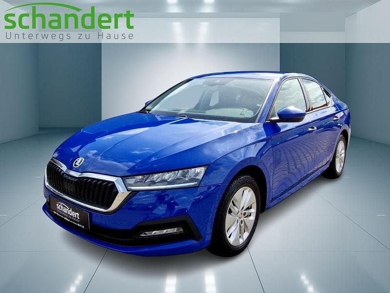 Energyblau (blau) Gebraucht 2022 Skoda Octavia Ambition Limousine | 18.770 € (Superpreis) - Bild 1/1