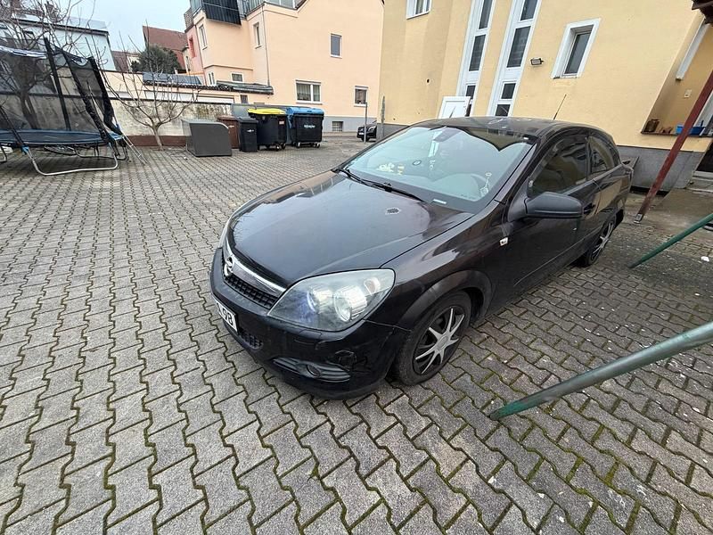 Gebraucht Opel Astra GTC 140 PS (102 kW) 2008 Schwarz Coupé