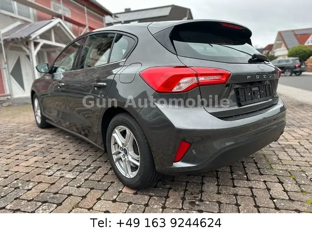 Gebraucht Ford Focus Titanium 150 PS (110 kW) 2021 Magneticgrau (metallic) Limousine