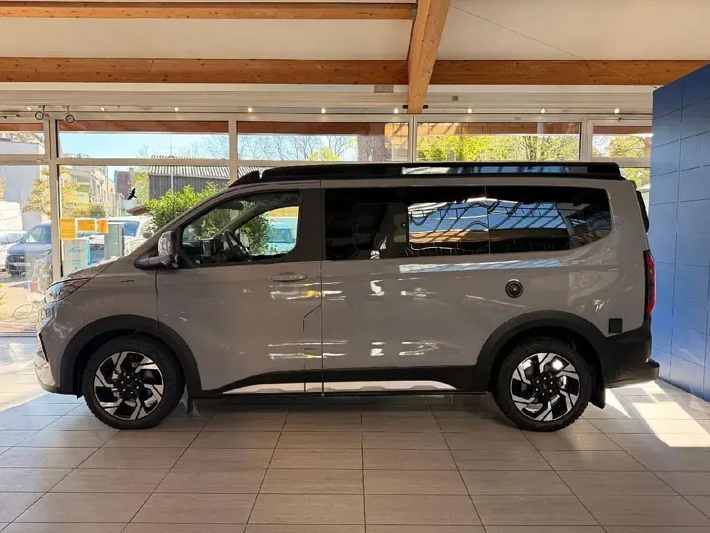 Neu Ford Tourneo Active 170 PS (125 kW) 2026 Fancygrau Van / Kleinbus
