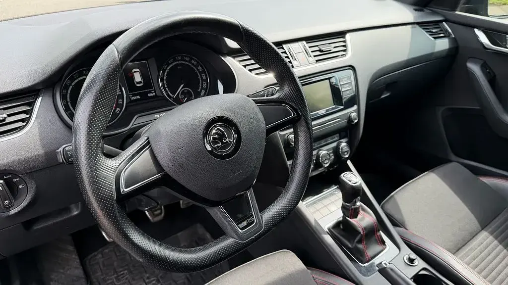 Gebraucht Skoda Octavia vRS 184 PS (135 kW) 2015 Schwarz Kombi