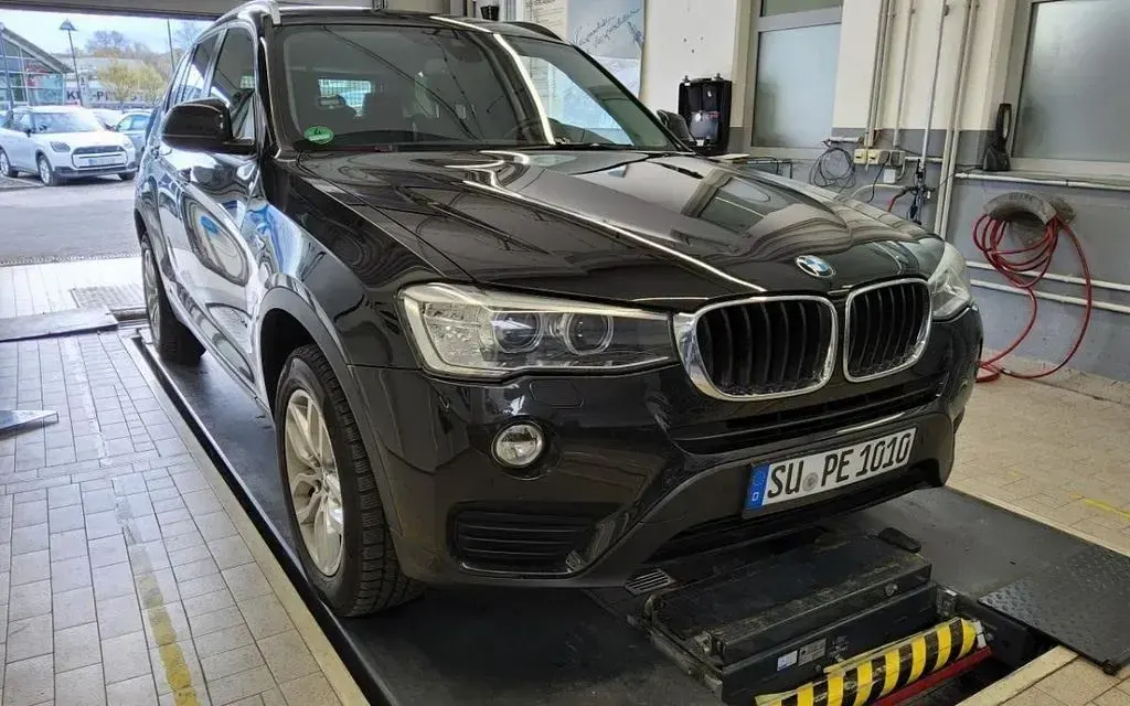 Gebraucht BMW X3 Advantage 190 PS (139 kW) 2016 Schwarz SUV