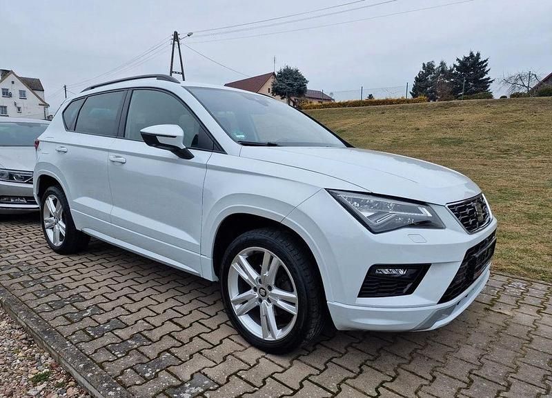 Weiß Gebraucht 2020 Seat Ateca FR SUV | 18.390 € (Superpreis) - Bild 1/4