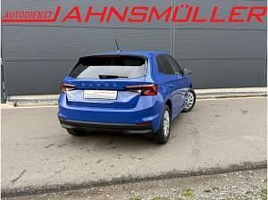 Neu Skoda Fabia Essence 95 PS (69 kW) 2025 Blau Kleinwagen