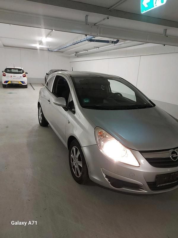 Second-hand Opel Corsa 80 CP (58 kW) 2009 Argintiu Hatchback