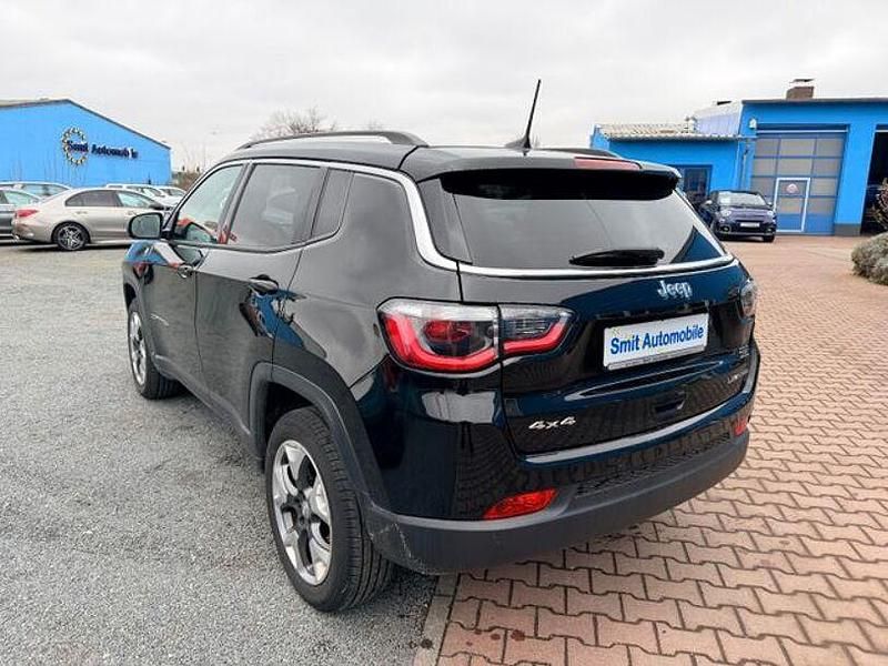 Gebraucht Jeep Compass Opening Edition 170 PS (125 kW) 2017 Schwarz SUV