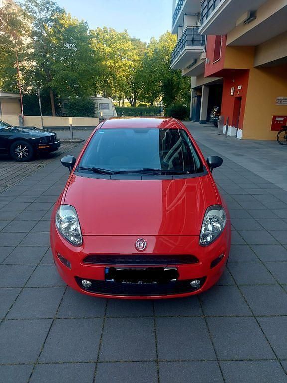 Schwarz Gebraucht 2015 Fiat Punto Evo Kleinwagen | 5.200 € (Fairer Preis) - Bild 1/4
