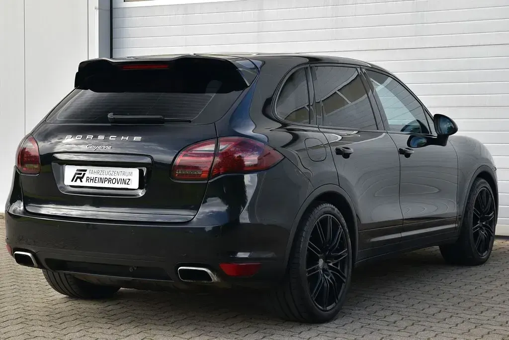 Gebraucht Porsche Cayenne 245 PS (180 kW) 2012 Schwarz SUV
