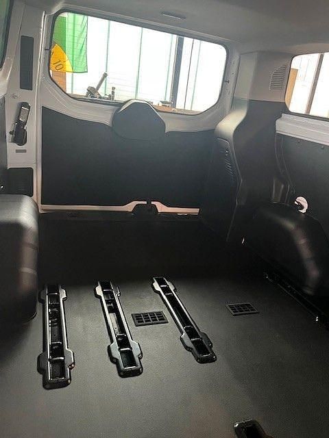 Gebraucht Ford Transit Custom 170 PS (125 kW) 2017 Weiß Limousine