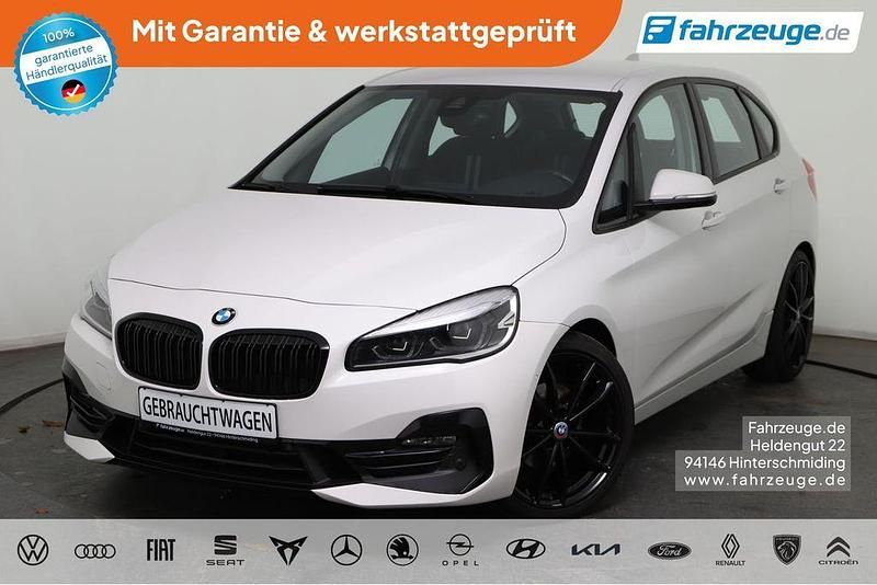 Weiß Gebraucht 2018 BMW 218 Sport Line Van / Kleinbus | 17.990 € (Fairer Preis) - Bild 1/4