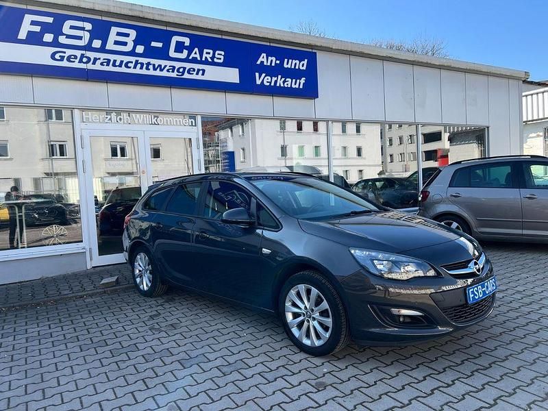 Gebraucht Opel Astra Style 140 PS (102 kW) 2015 Grau Kombi