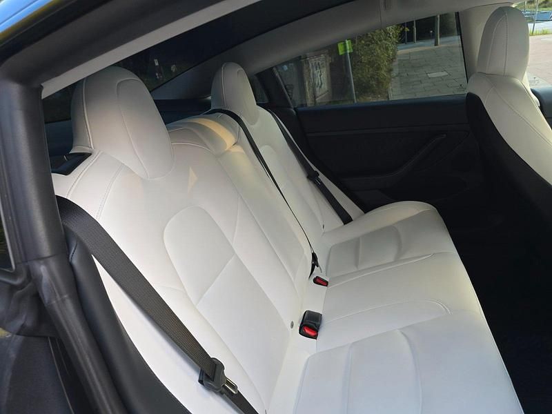 Usado Tesla Model 3 Long Range AWD 366 kW (498 CV) 2023 Gris Berlina