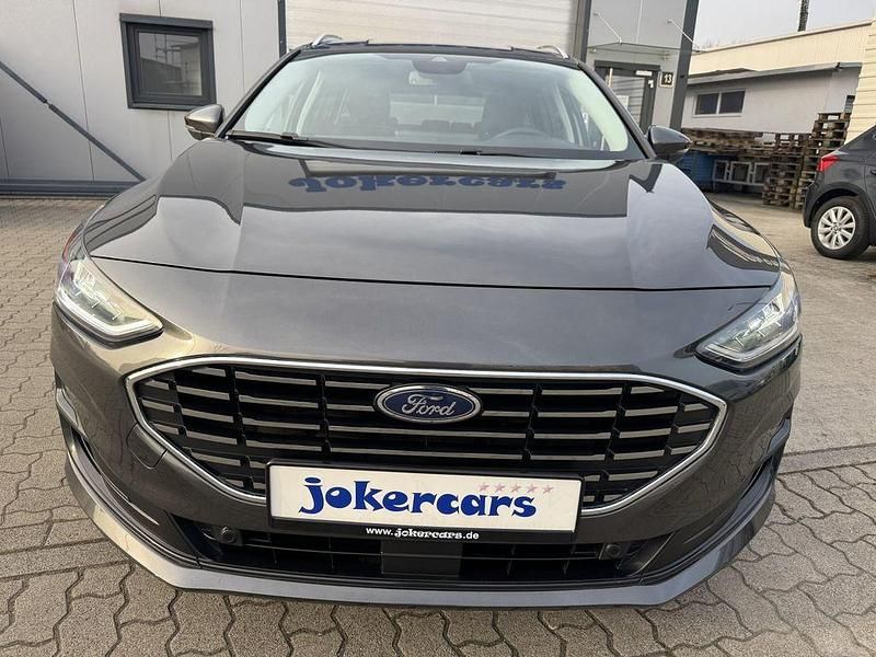 Gebraucht Ford Focus Titanium 116 PS (85 kW) 2023 Magneticgrau (metallic) (metallic) Kombi