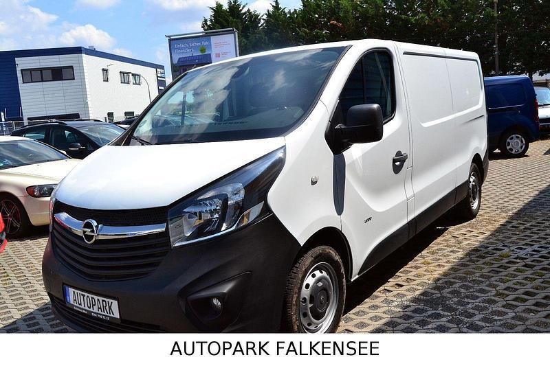 Gebraucht Opel Vivaro 120 PS (88 kW) 2017 Weiß Van / Kleinbus