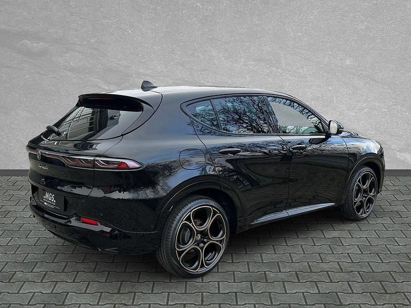 Neu Alfa Romeo Tonale 179 PS (131 kW) 2026 Nero alfa SUV