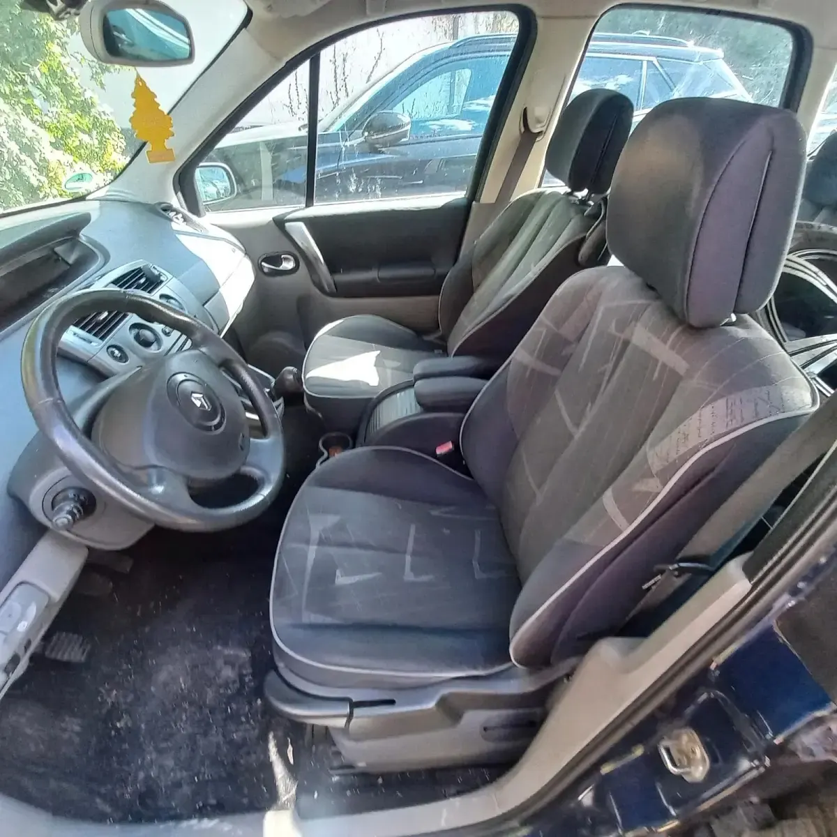 Gebraucht Renault Scénic 120 PS (88 kW) 2003 Andere farben Van / Kleinbus