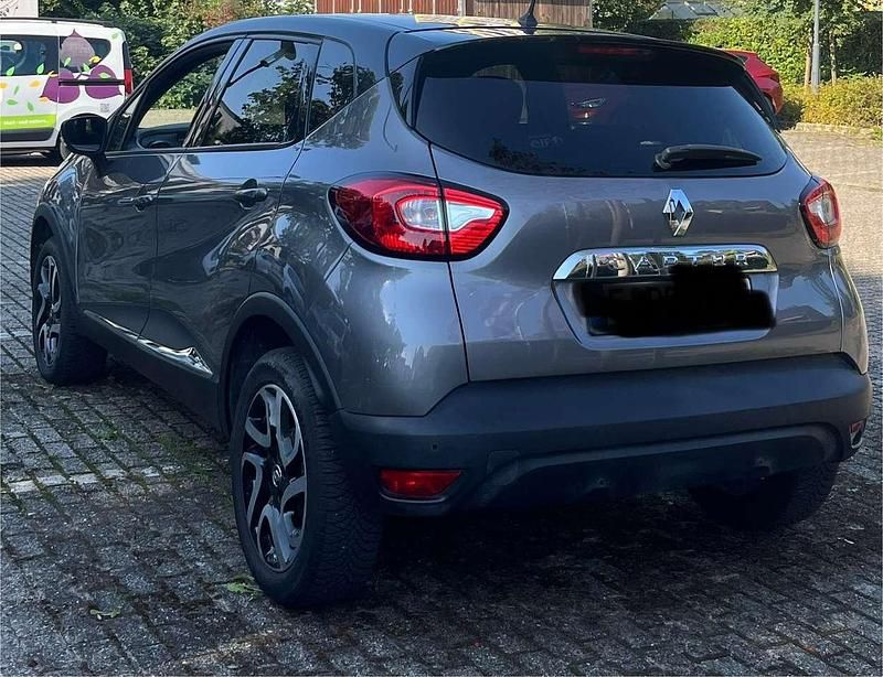 Gebraucht Renault Captur Intens 120 PS (88 kW) 2017 Grau SUV