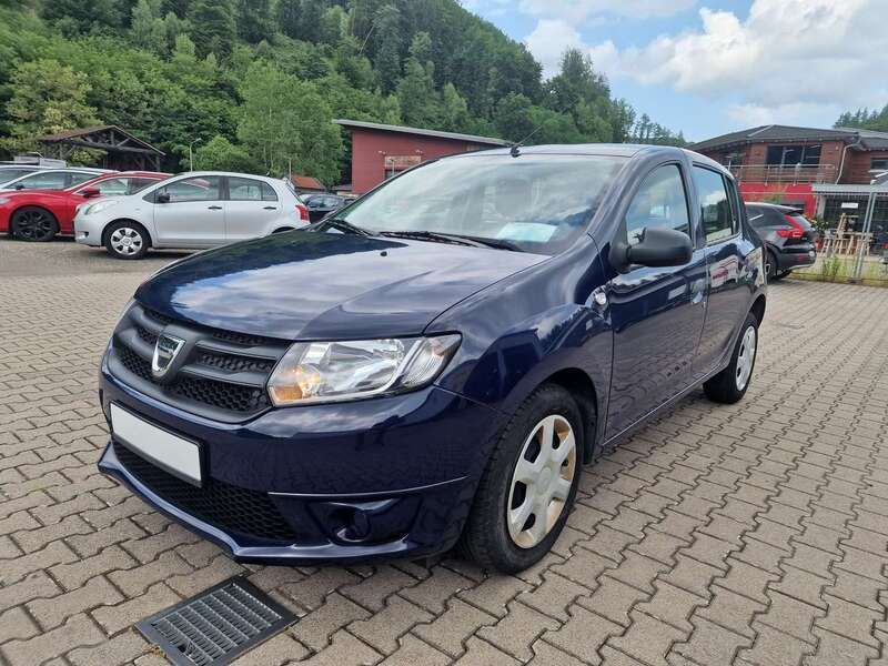 Blau marine Gebraucht 2014 Dacia Sandero Ambiance Kleinwagen | 5.400 € (Fairer Preis) - Bild 1/4