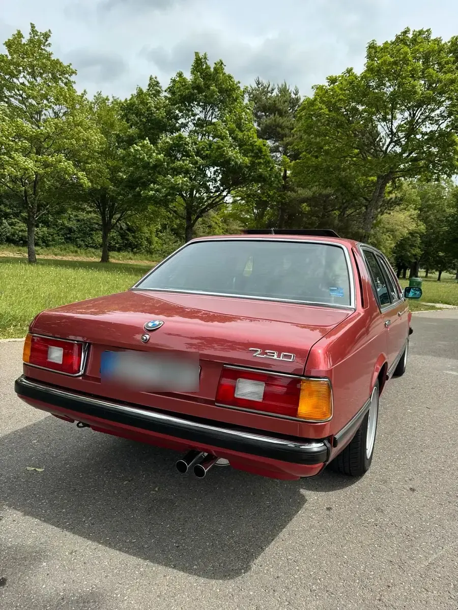 Gebraucht BMW 730 195 PS (143 kW) 1978 Rot Limousine