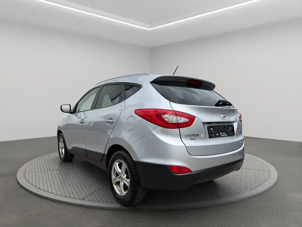 Gebraucht Hyundai ix35 Style 184 PS (135 kW) 2015 Silber SUV