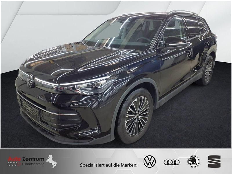 Schwarz Gebraucht 2024 VW Tiguan SUV | 32.469 € (Guter Preis) - Bild 1/3
