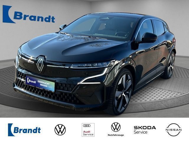 Schwarz (metallic) Gebraucht 2022 Renault Mégane Techno Limousine | 24.990 € (Superpreis) - Bild 1/3