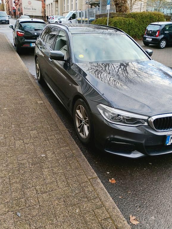 Gebraucht BMW 520 Performance 163 PS (119 kW) 2017 Schwarz Kombi