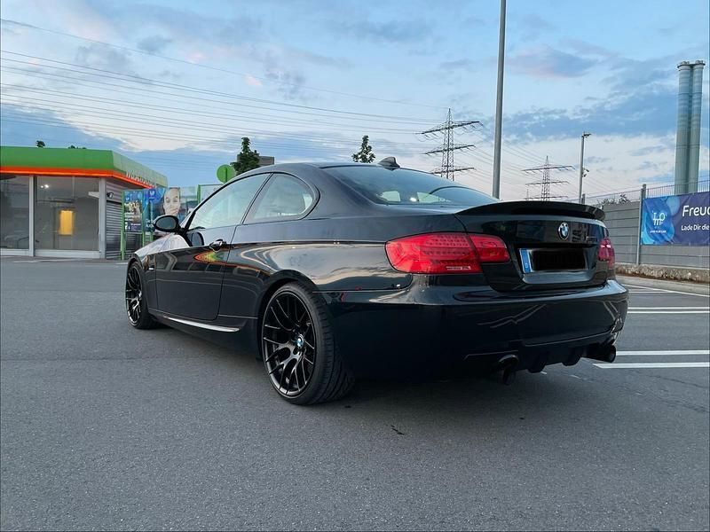 Usata BMW 335 Performance 306 CV (225 kW) 2009 Nero Coupé