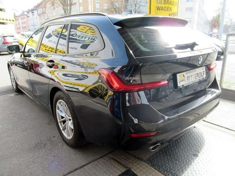 Gebraucht BMW 318 Advantage 150 PS (110 kW) 2020 Schwarz Kombi