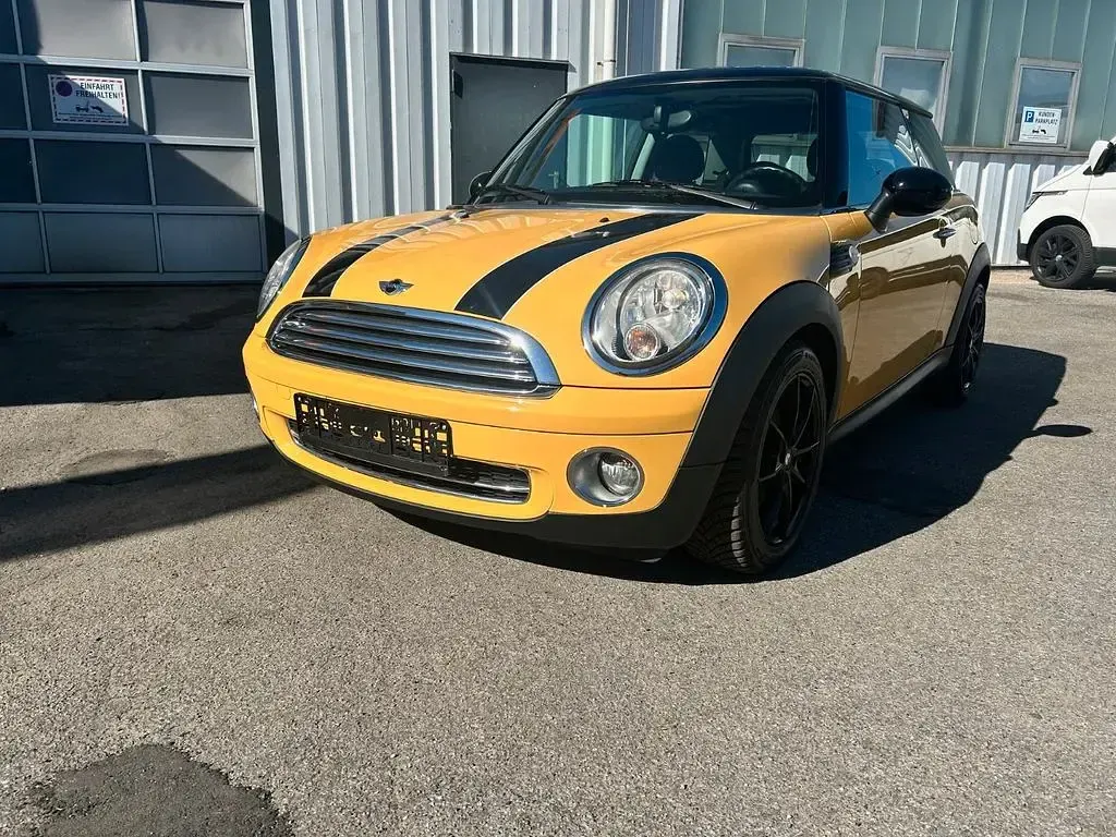 Usata Mini Cooper 120 CV (88 kW) 2007 Giallo Utilitaria