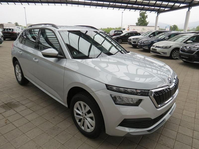 Silber Gebraucht 2024 Skoda Kamiq Ambition SUV | 22.800 € (Fairer Preis) - Bild 1/4