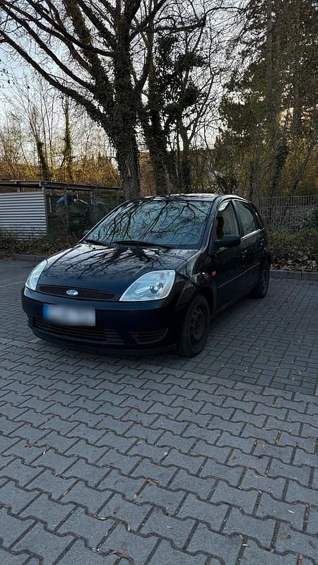 Gebraucht Ford Fiesta 59 PS (43 kW) 2005 Blau Kleinwagen