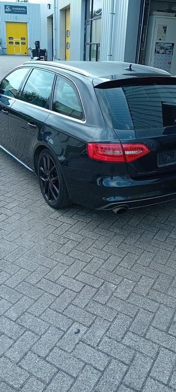 Gebraucht Audi A4 S-Line 211 PS (155 kW) 2013 Blau Kombi