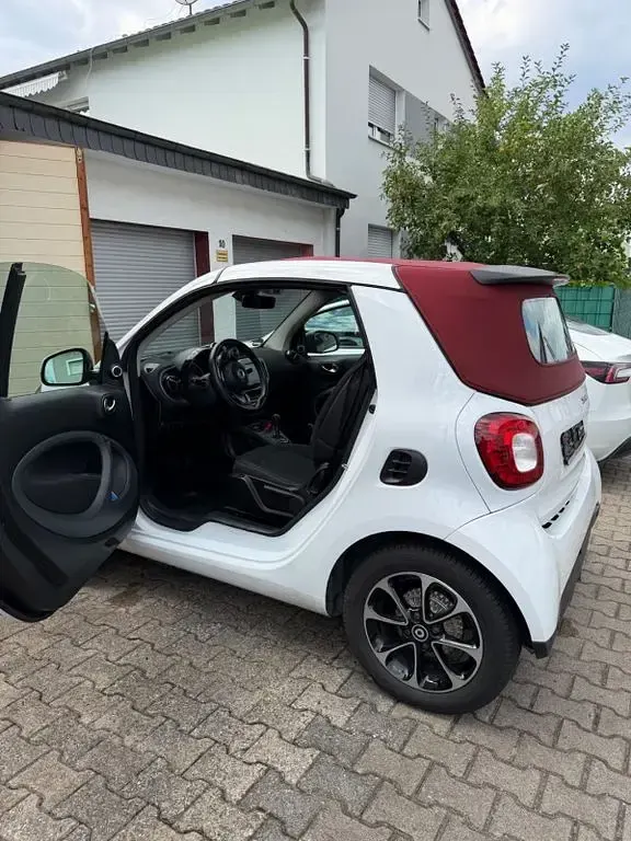 Gebraucht Smart ForTwo Cabrio 90 PS (66 kW) 2017 Weiß Cabrio