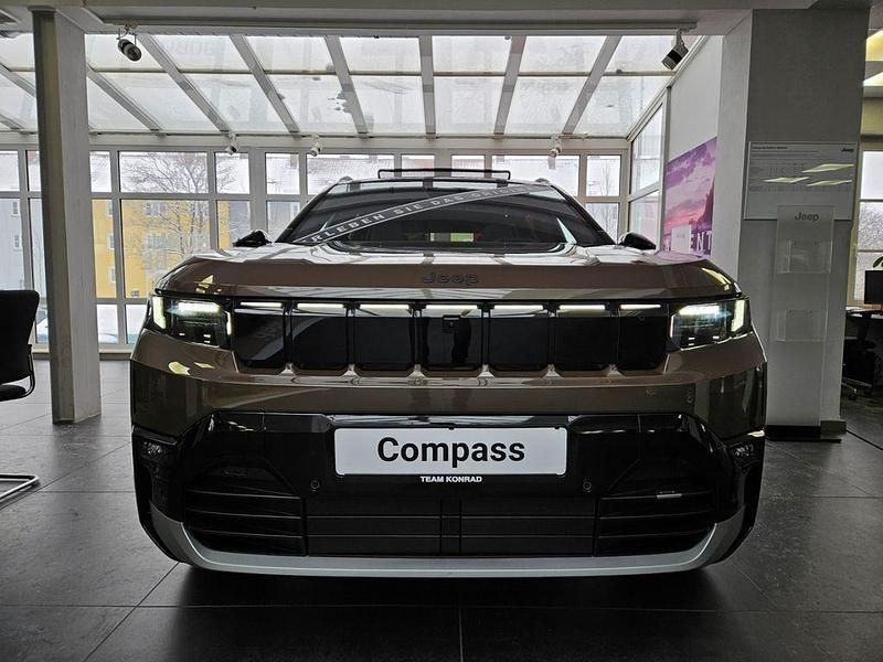 Neu Jeep Compass 172 kW (235 PS) 2026 Grün SUV