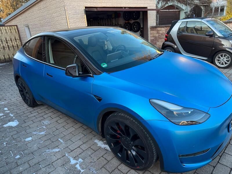 Schwarz Gebraucht 2022 Tesla Model Y Performance SUV | 35.900 € (Superpreis) - Bild 1/4