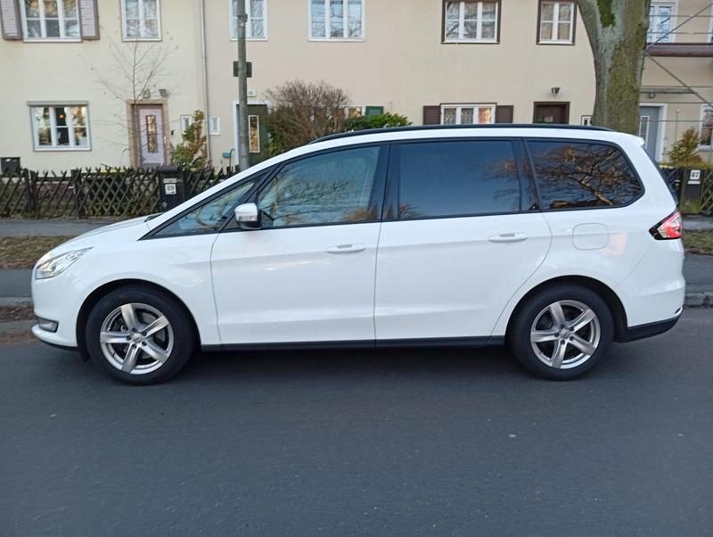 Weiß Gebraucht 2019 Ford Galaxy Business Edition Van / Kleinbus | 14.250 € (Fairer Preis) - Bild 1/4
